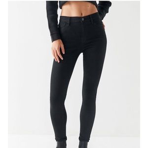 SALE 🍁🔴 BDG UO twig high rise jeans